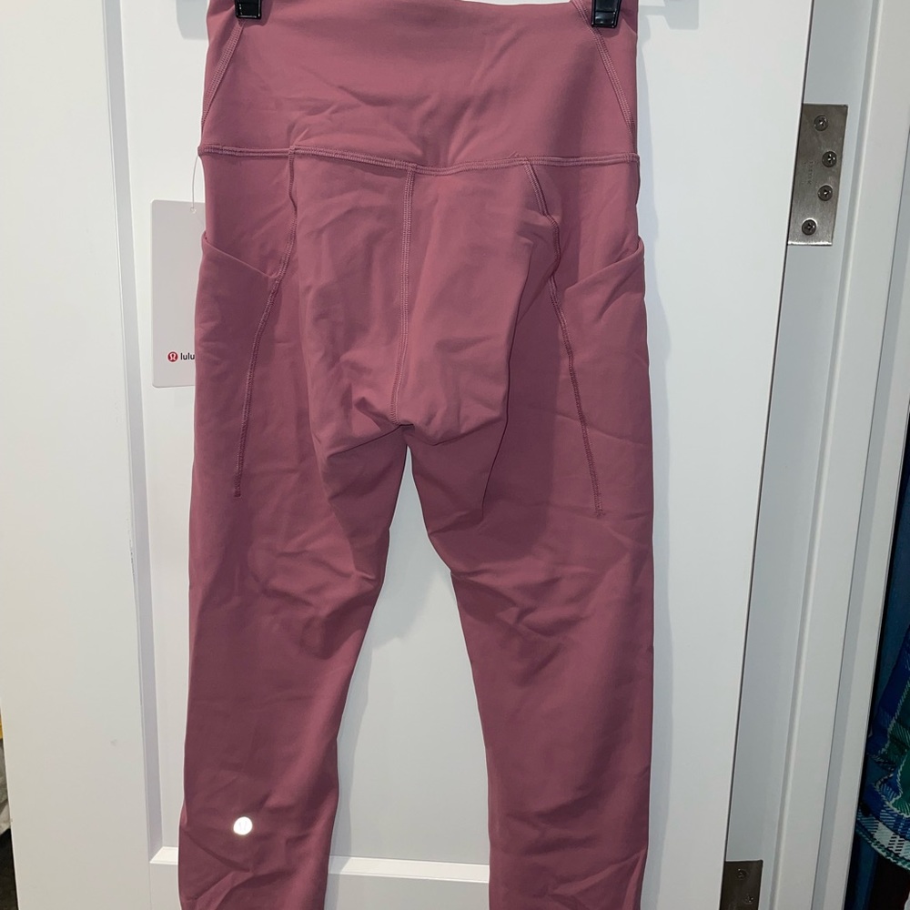 NWT lululemon wunder train HR tights with pockets - Picture 6 of 9